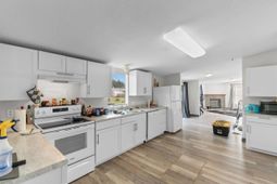 8625 Bragg Dr. photo 4