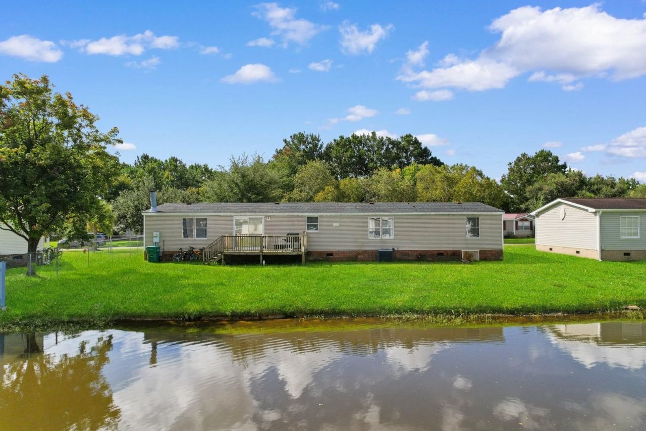 8625 Bragg Dr. Photo 31