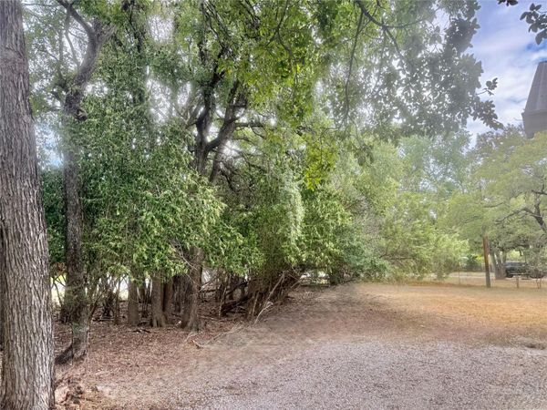 2101 2101 San Juan DR, Austin, TX 78733