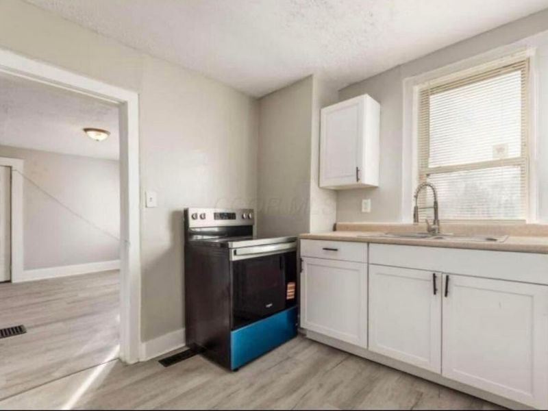 455 Johnson Street, Columbus, OH 43203 Photo 7