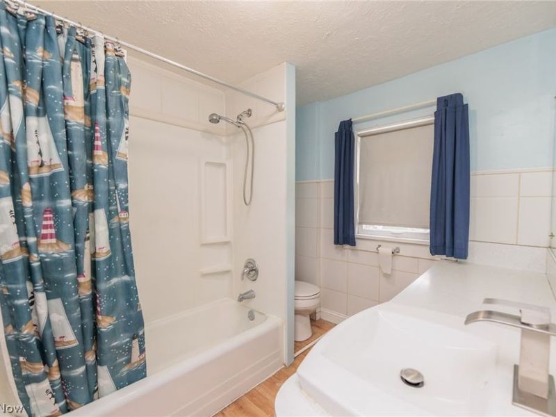 1211 California Avenue , Akron, OH 44314 Photo 20