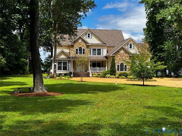 1226 Indiantown Road , Weems, VA 22576