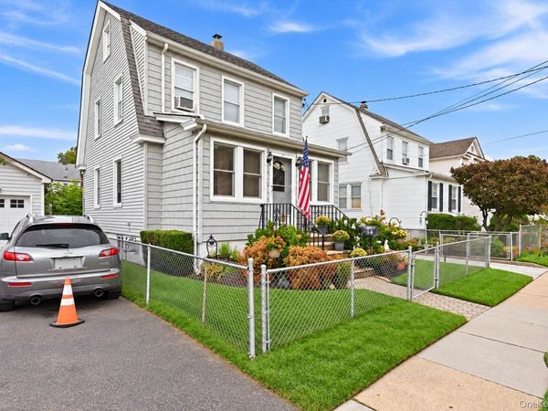 56 Elmwood Street, Valley Stream, NY 11581