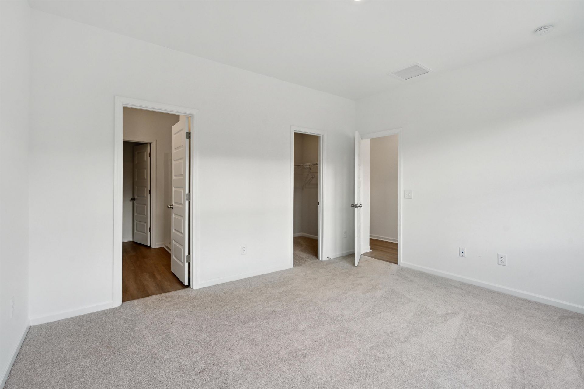 104 Kenan Wy Photo 7