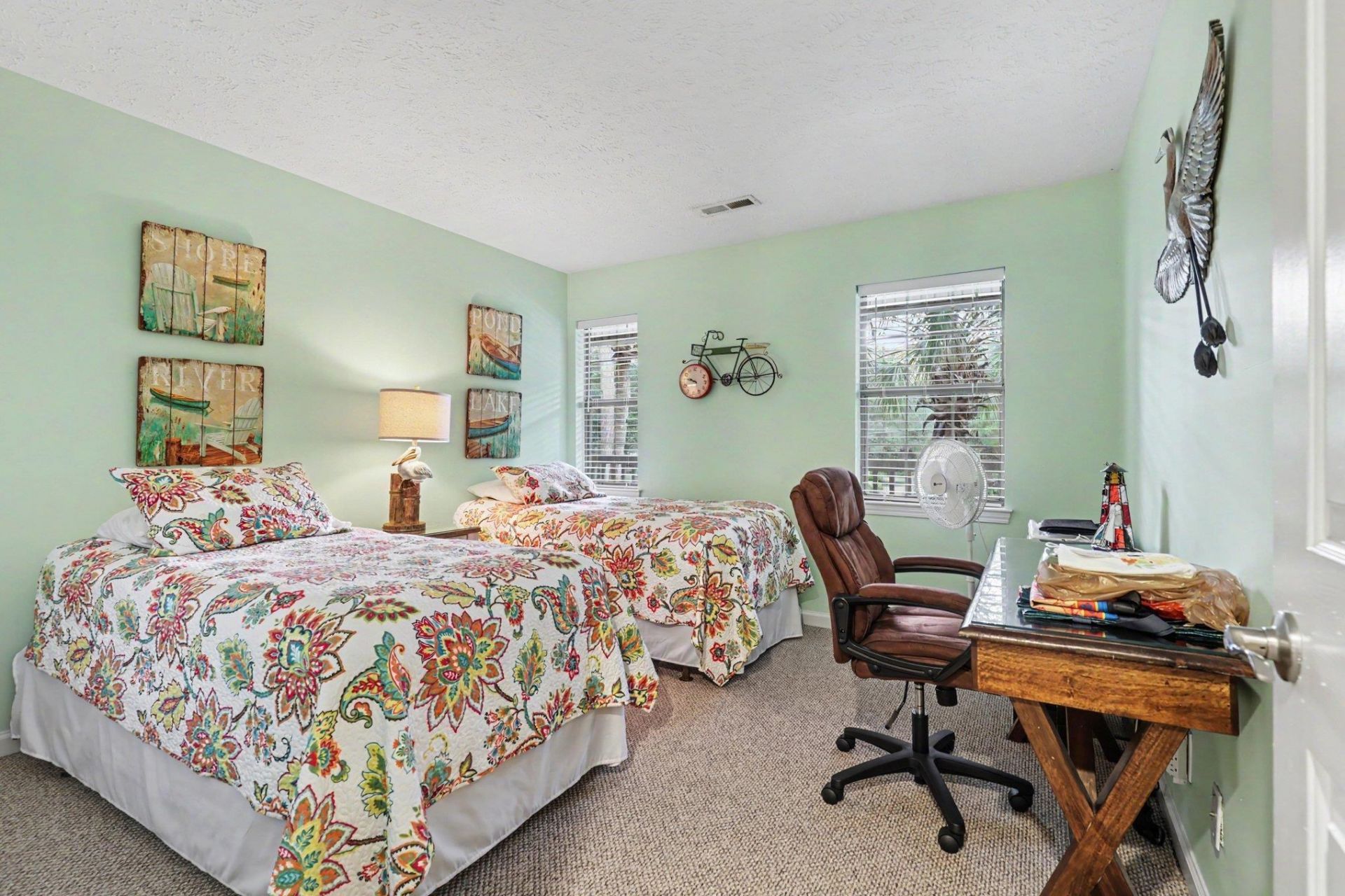 227 Pinehurst Ln. Photo 18