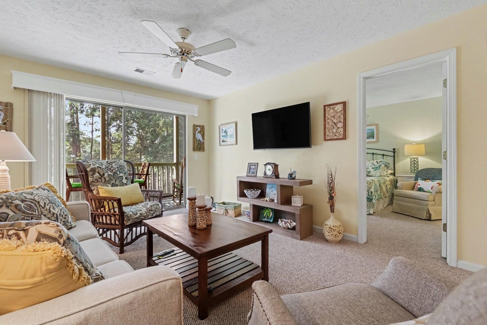 227 Pinehurst Ln. Photo 4