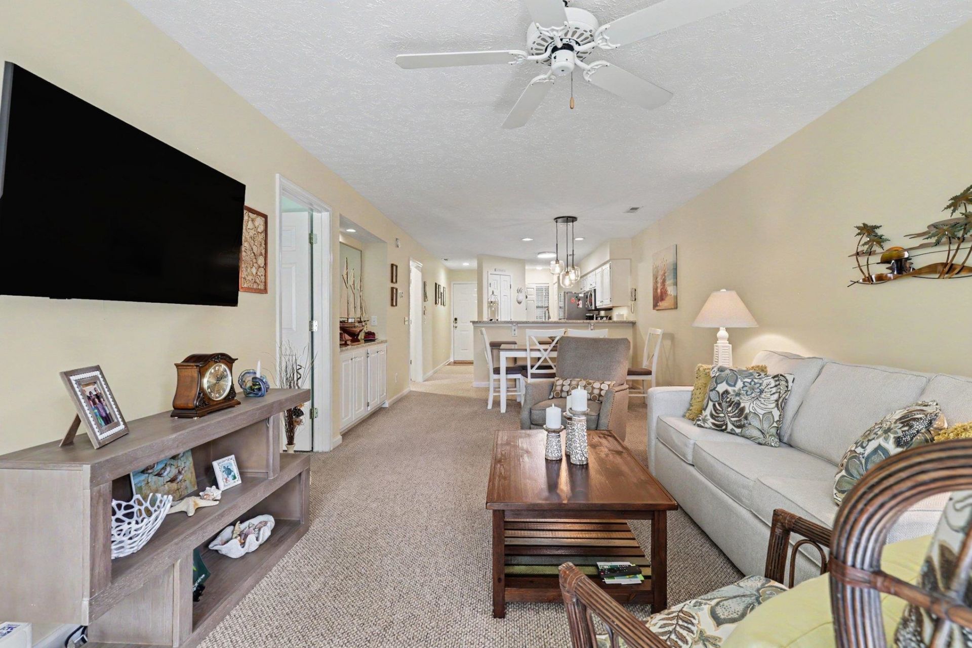227 Pinehurst Ln. Photo 7