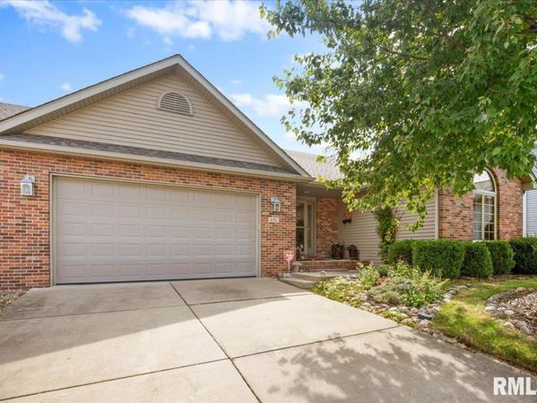 456 Elle Court, Springfield, IL 62711