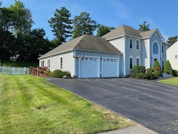 33 Brunelle Dr, Unit 2, Rutland, MA 01543