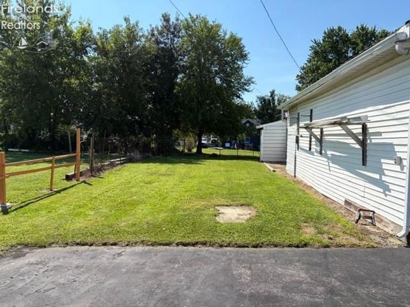 222 Bertha Avenue, Clyde, OH 43410 Photo 6
