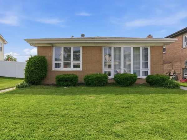 15930 Paulina Street , Harvey, IL 60426