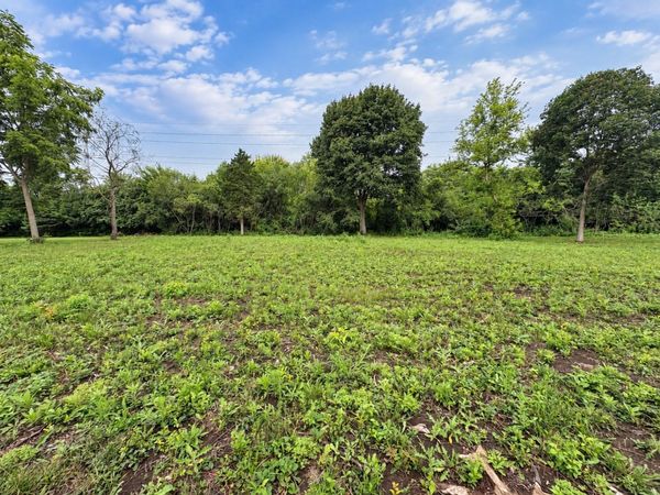 45 Squire Road , Hawthorn Woods, IL 60047