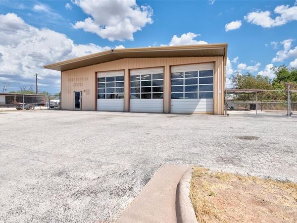 409 N Treadaway Boulevard , Abilene, TX 79601