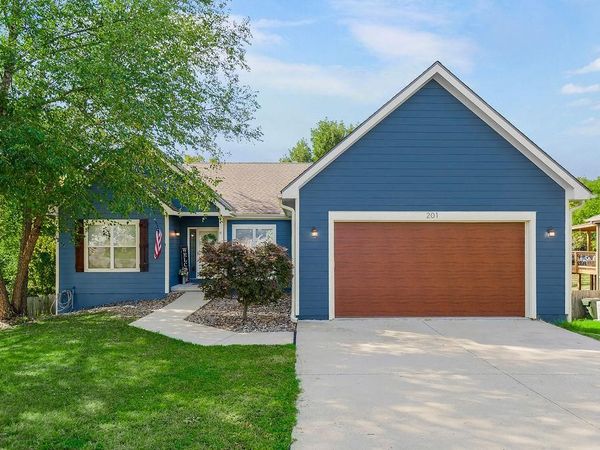 201 E Whispering Hills Boulevard, Lone Jack, MO 64070
