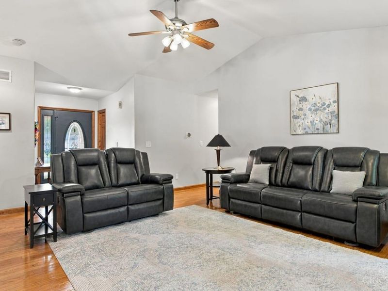 6429 Patricia Boulevard, Goshen Township, OH 45122 Photo 13