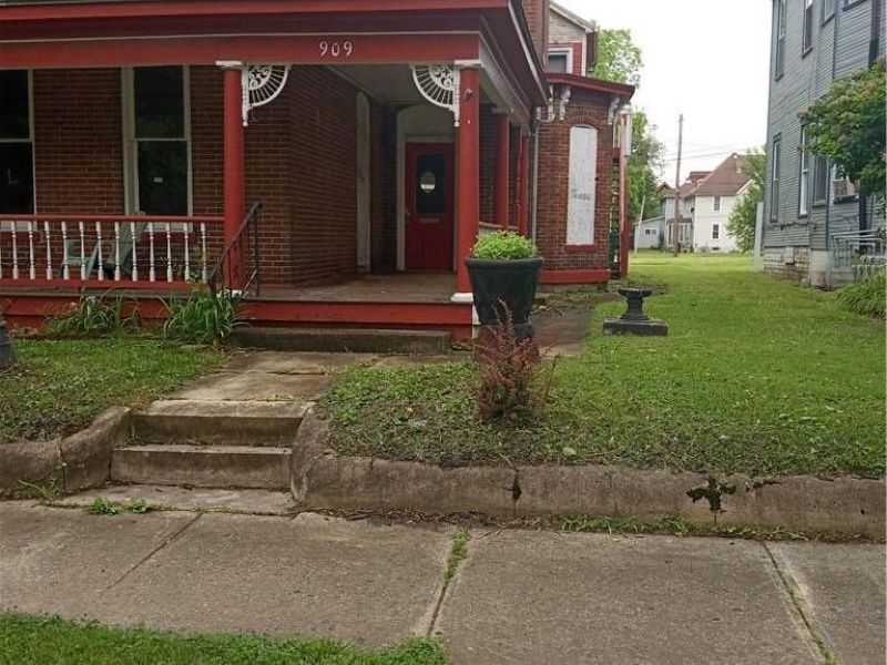 909 S Fountain Avenue, Springfield, OH 45506 Photo 2