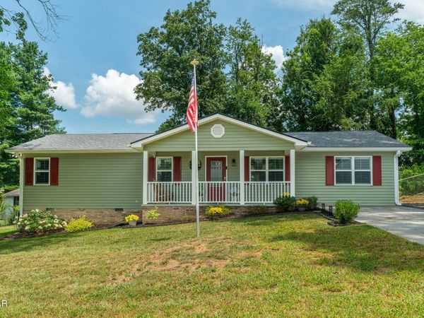 2360 Pinewood Drive , Maryville, TN 37803