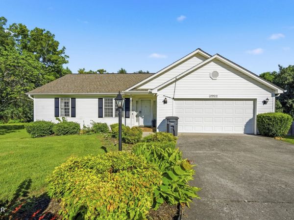 2903 Large Oak Lane , Knoxville, TN 37921