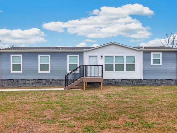 245 Laura Boling Loop Road , Strawberry Plains, TN 37871