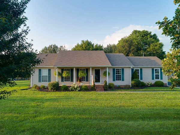2202 Sims Rd , Shelbyville, TN 37160