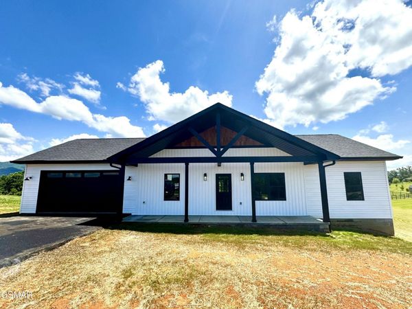 3016 Easy Going Lane , Newport, TN 37821