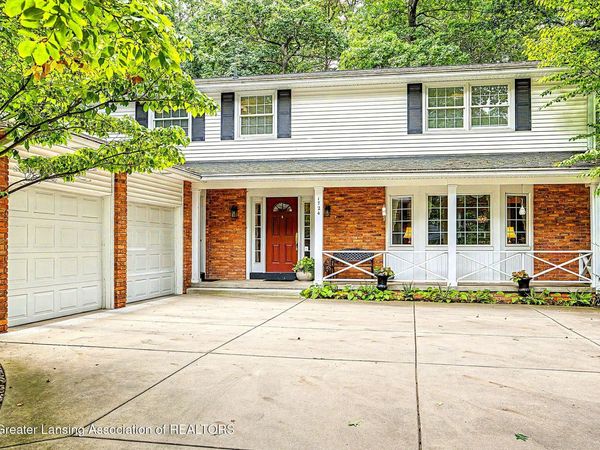 1724 Roseland Avenue, East Lansing, MI 48823