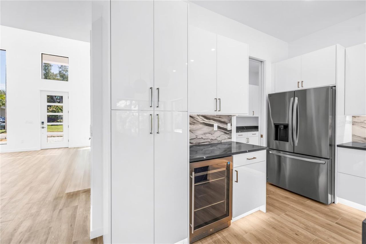 2345 Temple Street, Sarasota, FL 34239 Photo