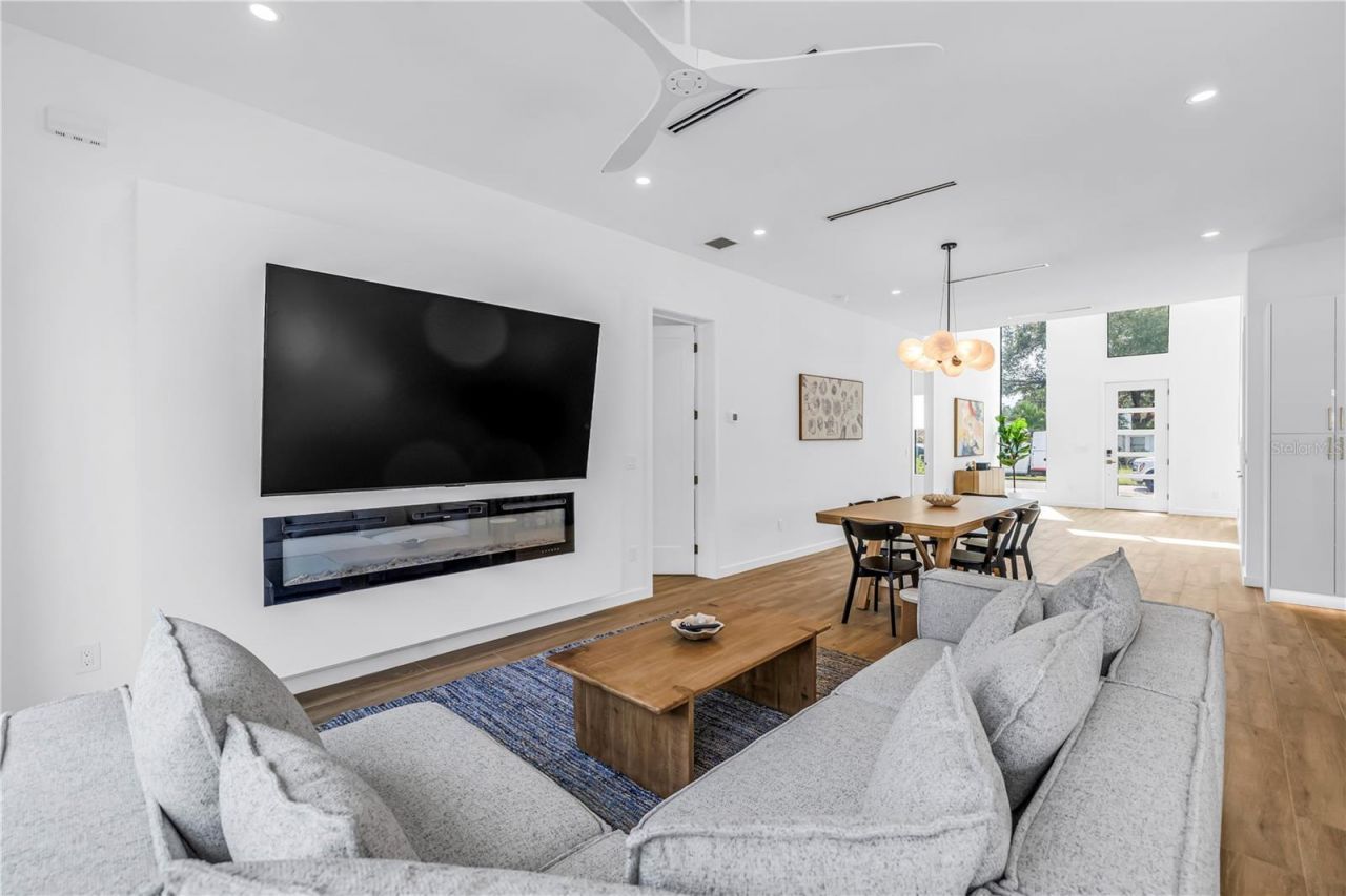 2345 Temple Street, Sarasota, FL 34239 Photo