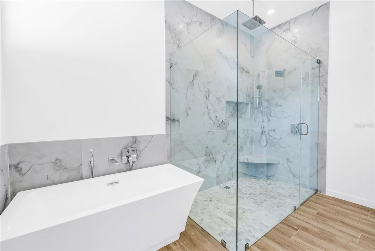 2345 Temple Street, Sarasota, FL 34239 Photo