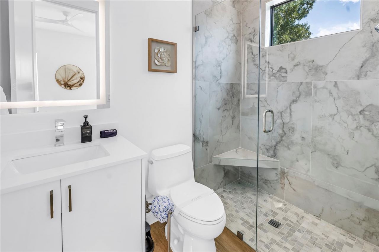 2345 Temple Street, Sarasota, FL 34239 Photo