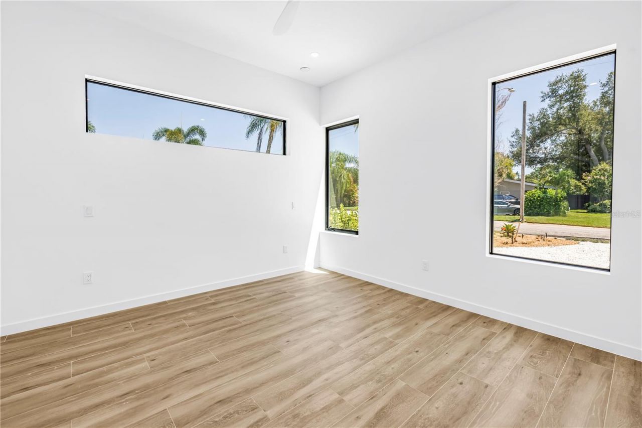 2345 Temple Street, Sarasota, FL 34239 Photo
