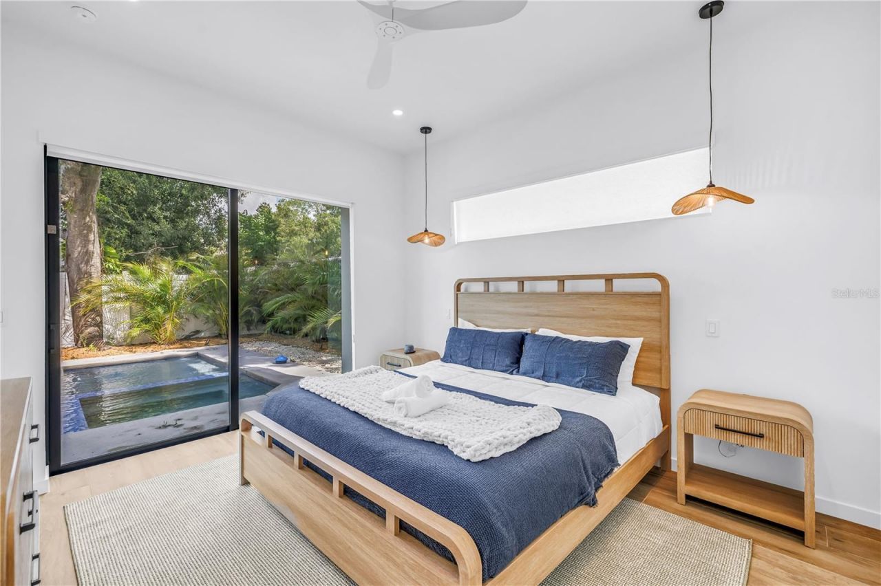 2345 Temple Street, Sarasota, FL 34239 Photo