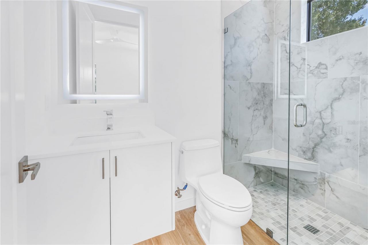 2345 Temple Street, Sarasota, FL 34239 Photo