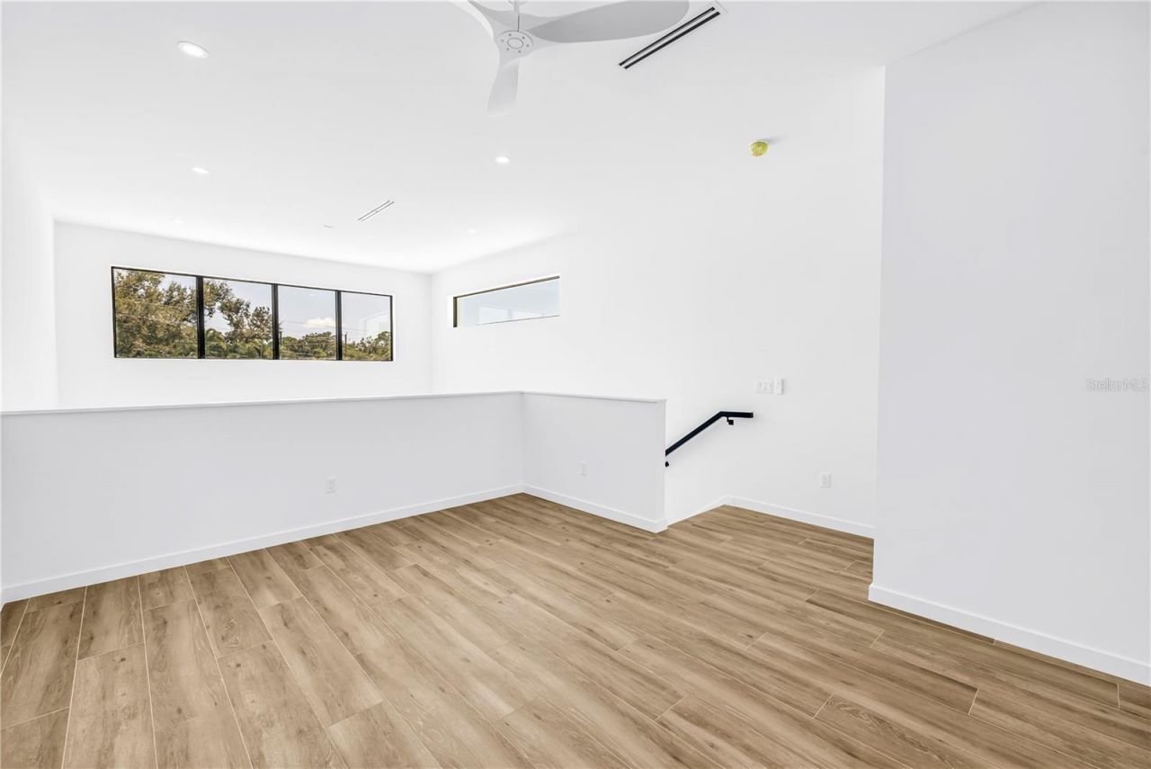 2345 Temple Street, Sarasota, FL 34239 Photo