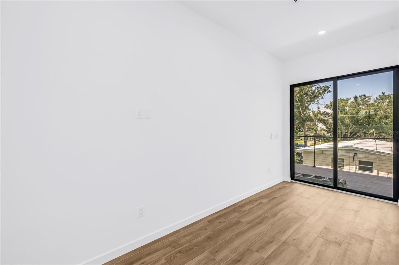 2345 Temple Street, Sarasota, FL 34239 Photo