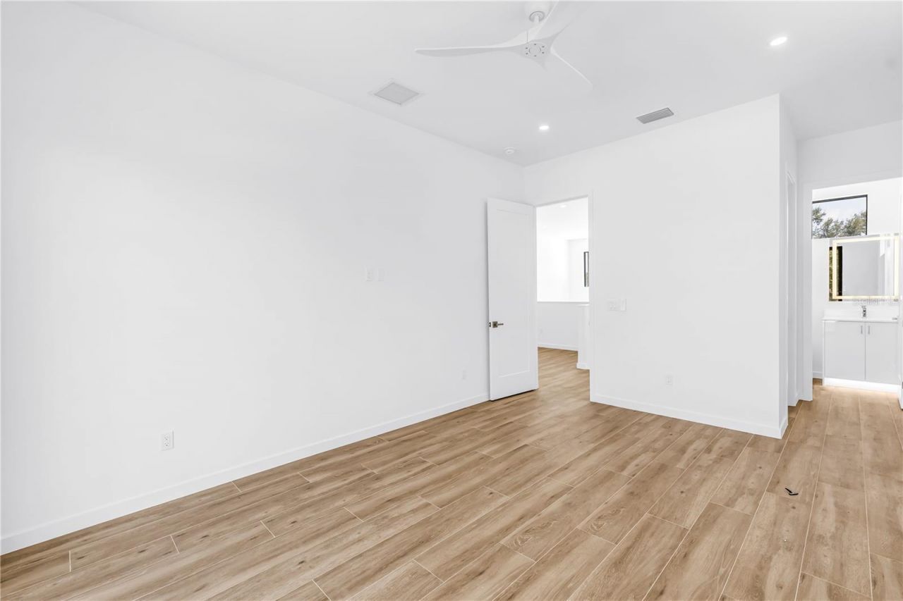 2345 Temple Street, Sarasota, FL 34239 Photo