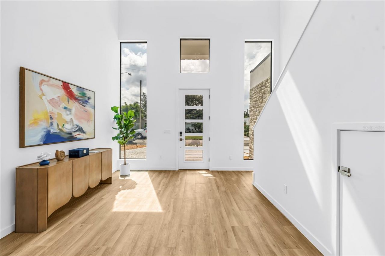 2345 Temple Street, Sarasota, FL 34239 Photo