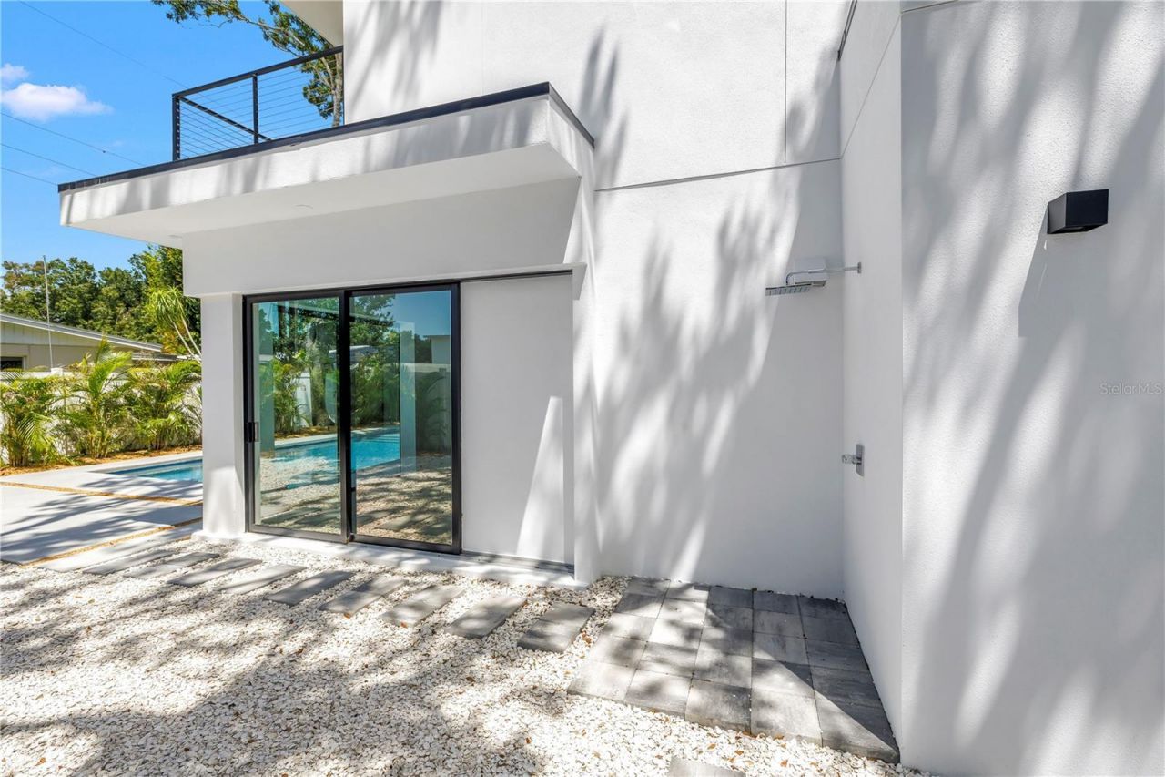 2345 Temple Street, Sarasota, FL 34239 Photo