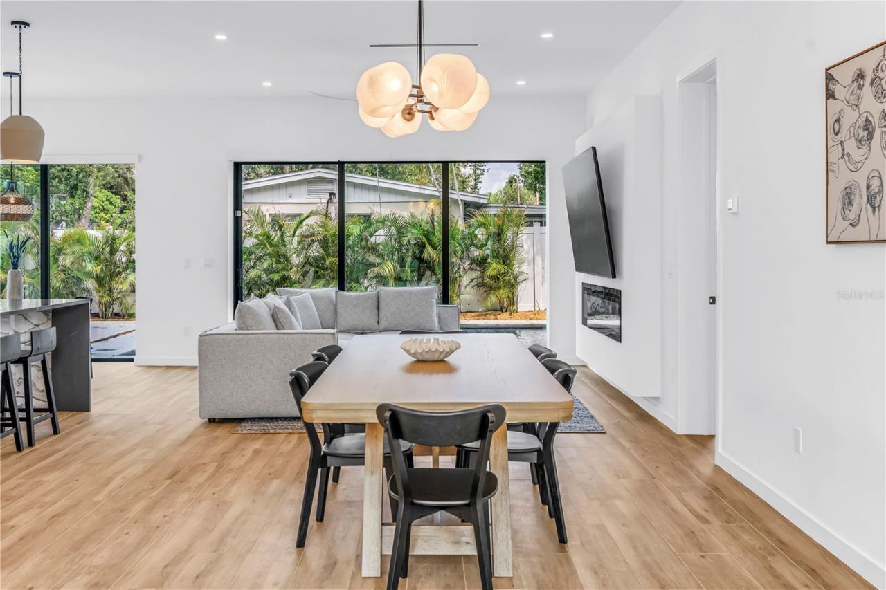 2345 Temple Street, Sarasota, FL 34239 Photo