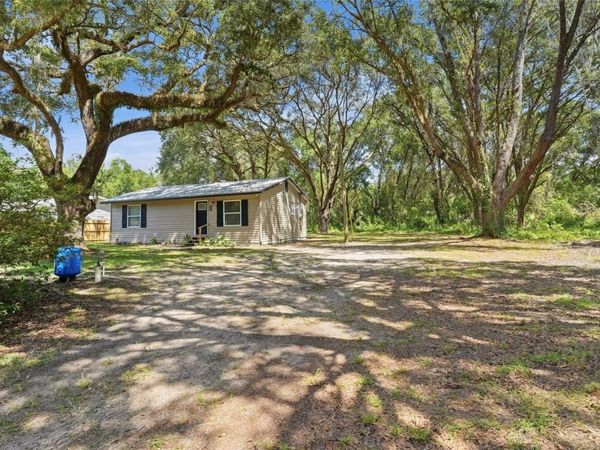 924 MALTAS AVENUE , INTERLACHEN, FL 32148