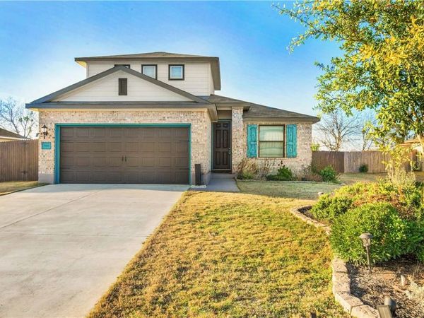 586 Evening Star DR, Kyle, TX 78640