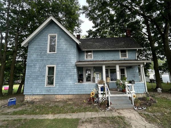 110 Grover Avenue N, Alma, MI 48801