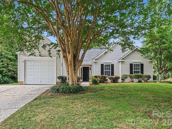 104 S Willow Court, Mount Holly, NC 28120