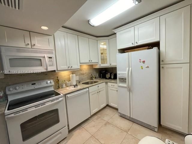 3625 N Country Club Dr, Unit 704, Aventura, FL 33180 Photo