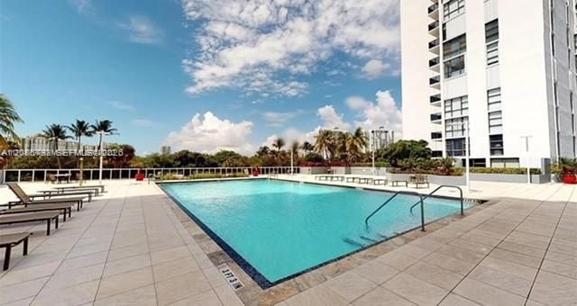 3625 N Country Club Dr, Unit 704, Aventura, FL 33180 Photo
