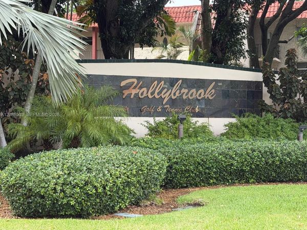 400 S Hollybrook Dr, Unit 306, Pembroke Pines, FL 33025