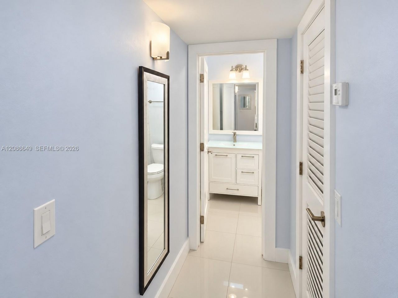 2920 Point East Dr, Unit N603, Aventura, FL 33160 Photo