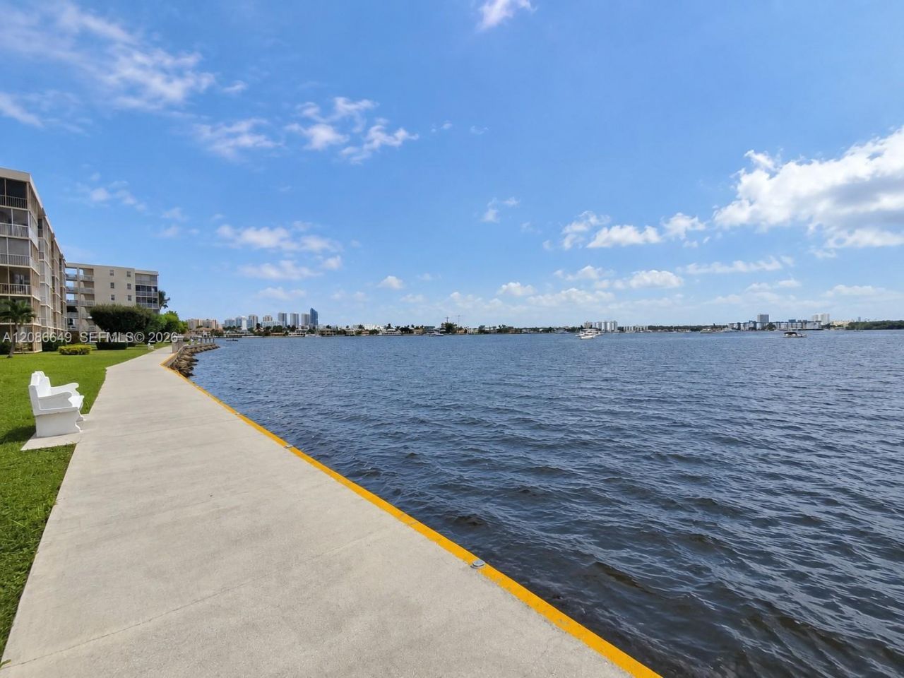 2920 Point East Dr, Unit N603, Aventura, FL 33160 Photo