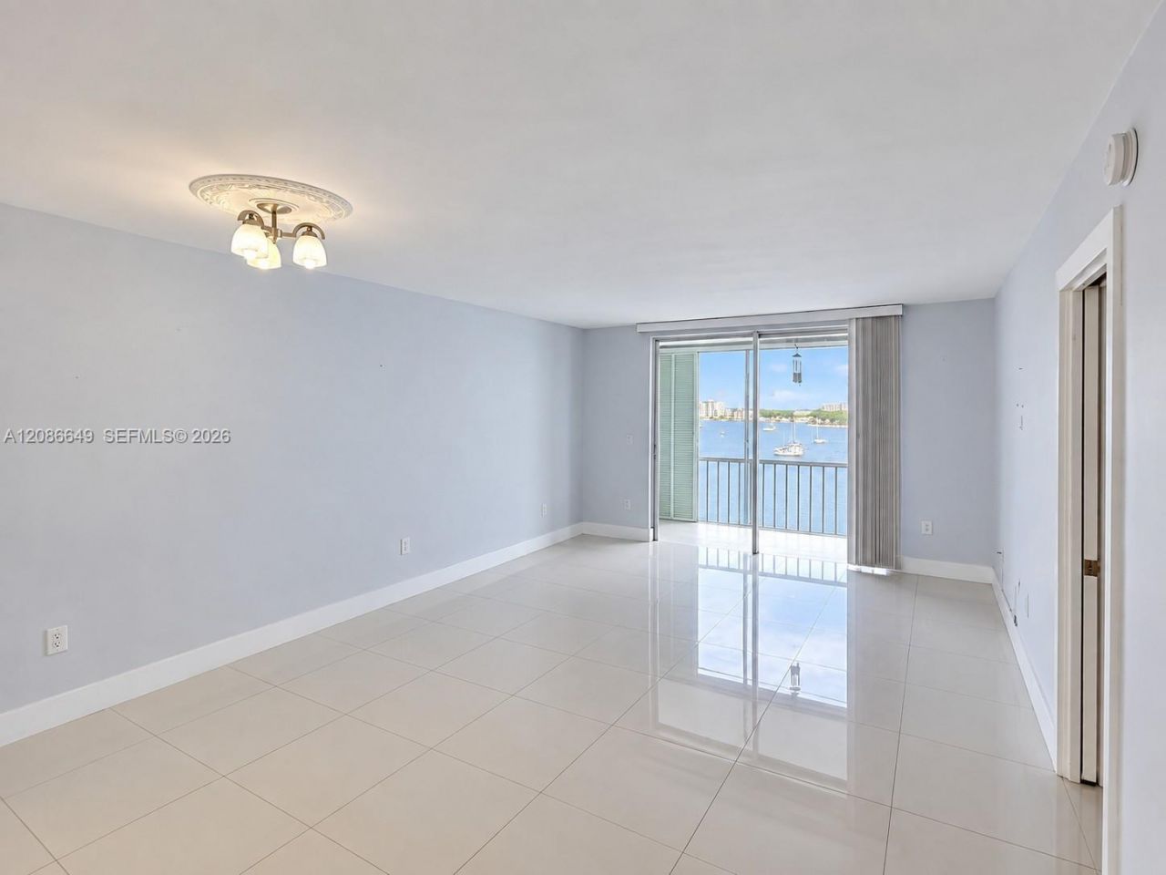 2920 Point East Dr, Unit N603, Aventura, FL 33160 Photo
