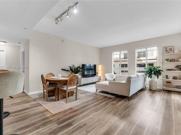 7350 SW 89th St , Unit 312S, Miami, FL 33156